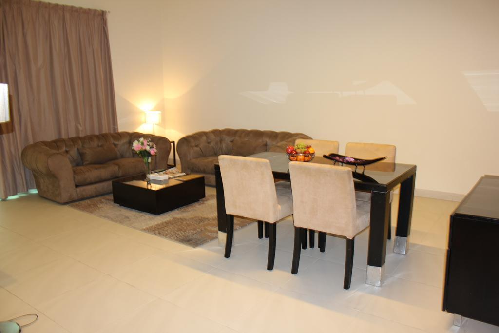 Royal Ascot Hotel Apartment - Kirklees 2 ดูไบ ภายนอก รูปภาพ