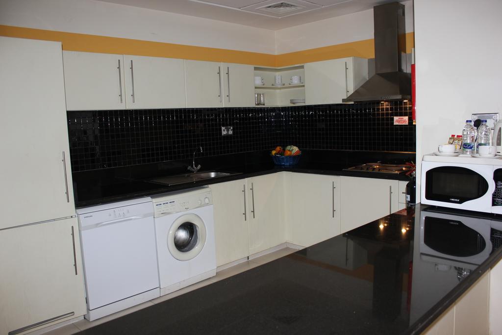 Royal Ascot Hotel Apartment - Kirklees 2 ดูไบ ภายนอก รูปภาพ